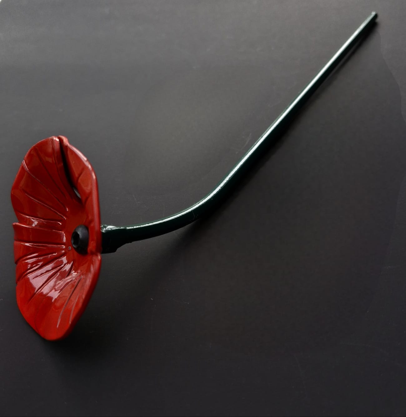 Single steel Poppy
