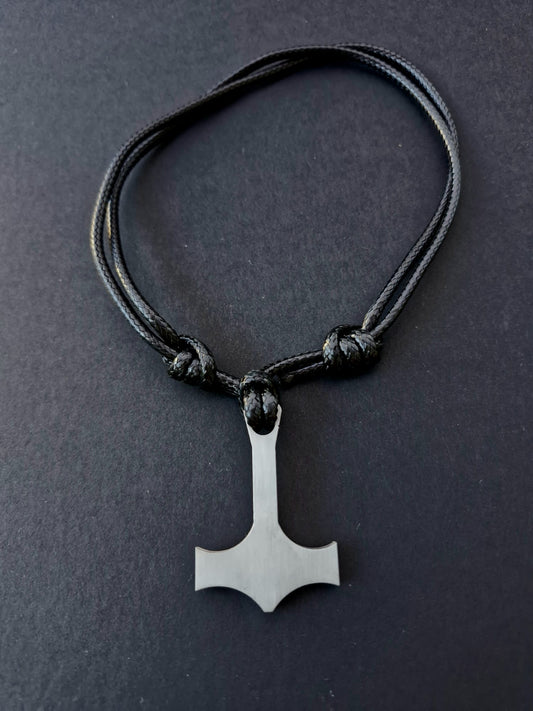 Asgard Mjolnir Pendant