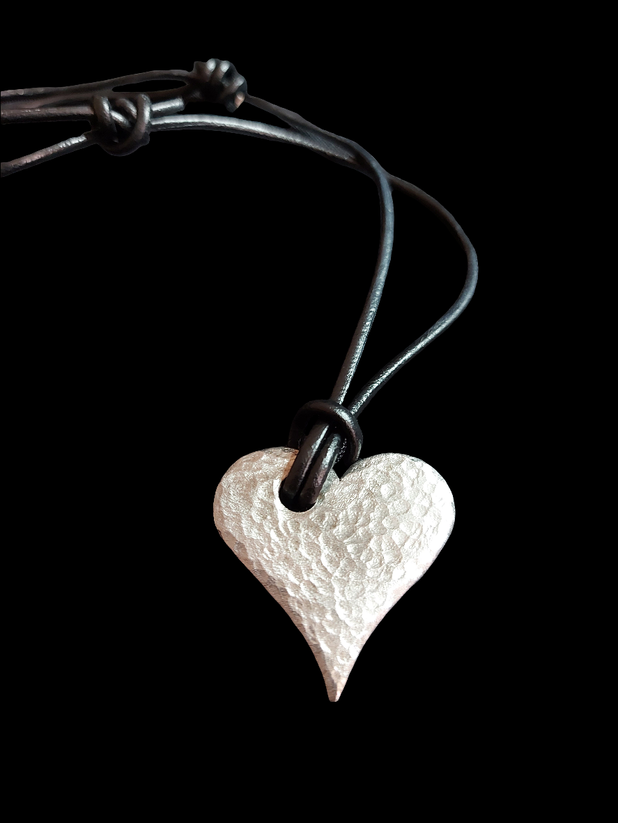 Hammered effect Heart