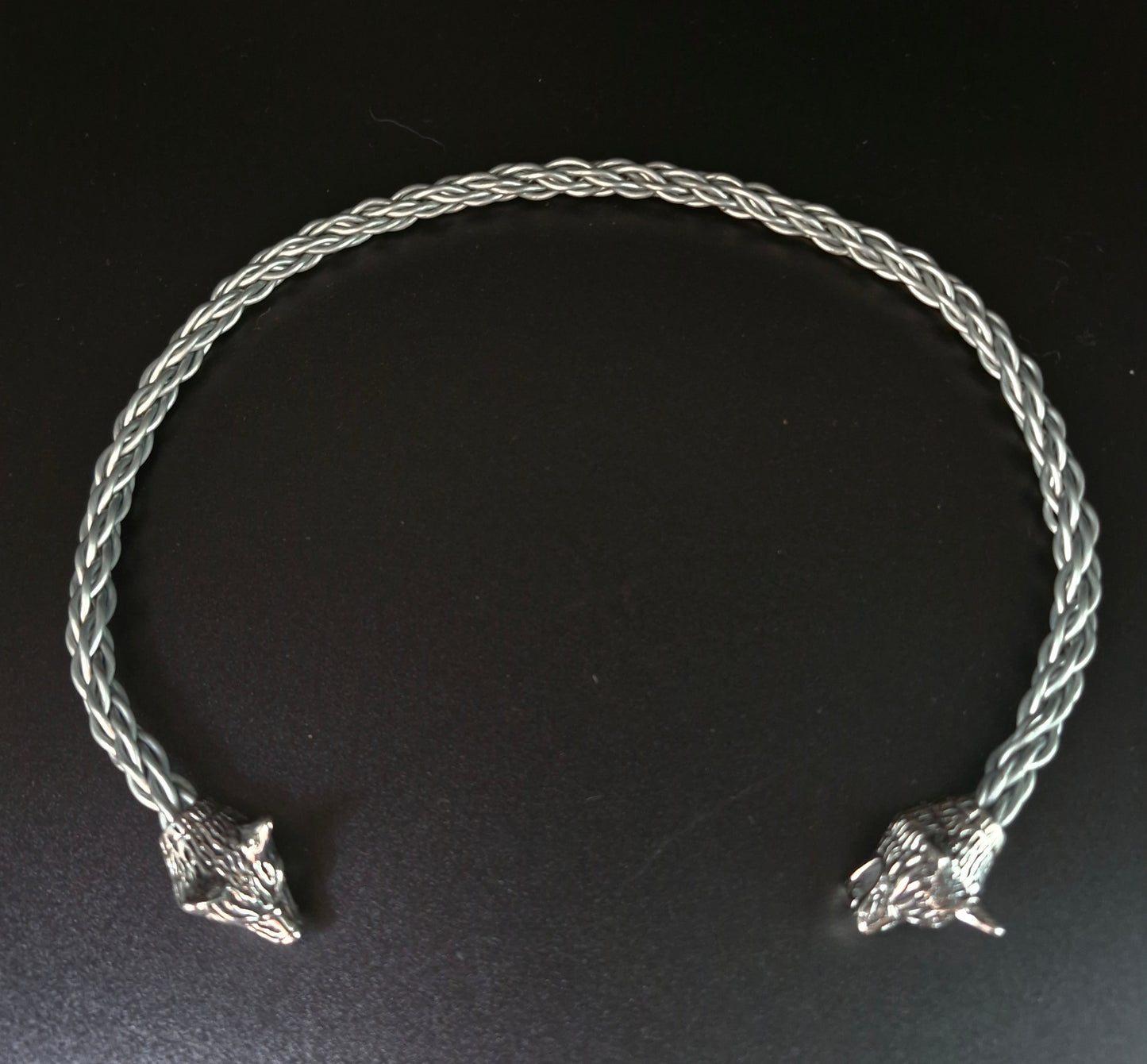 Wolf head neck torc