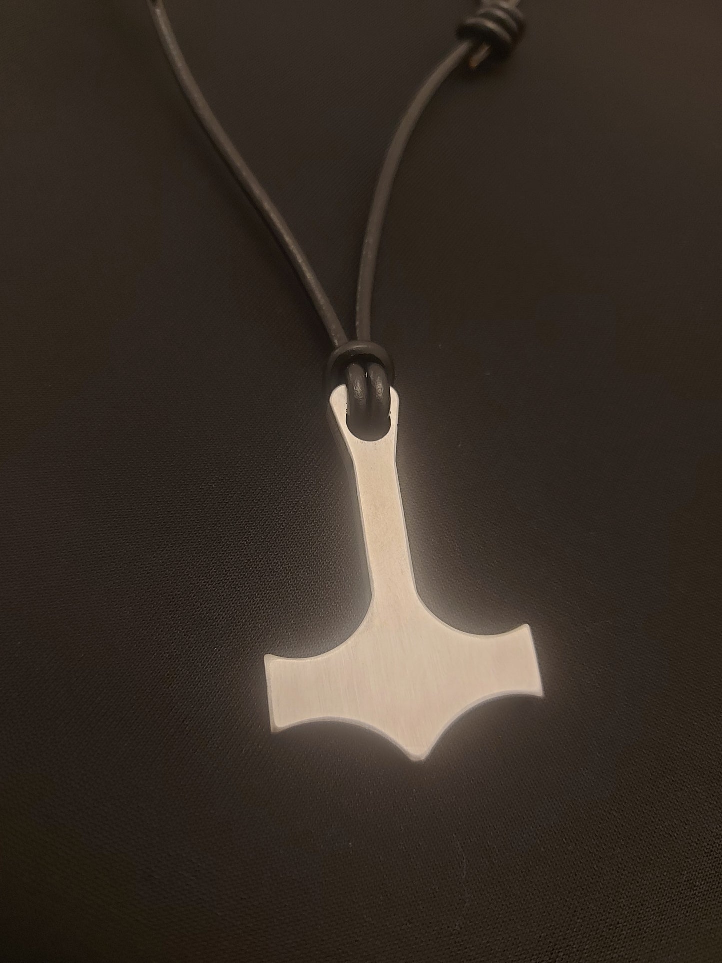 Asgard Mjolnir Pendant